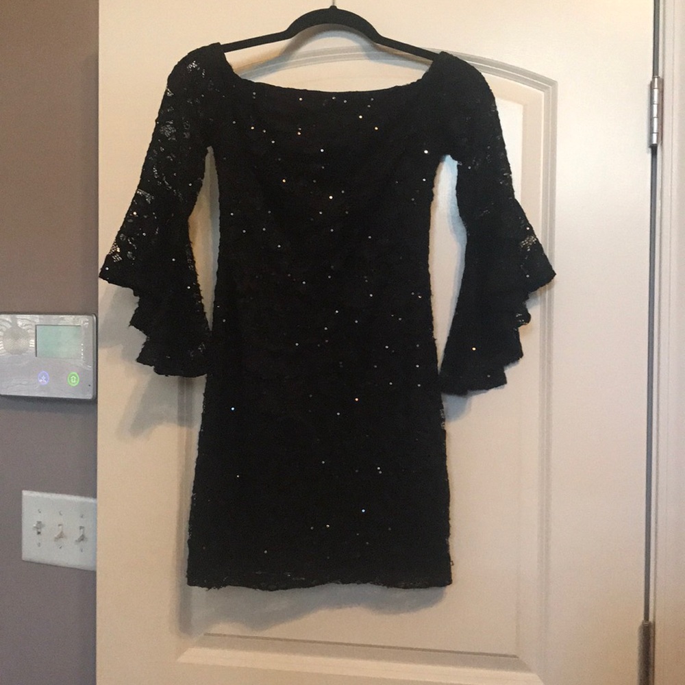 Semi-formal mini black lace and sequin dress